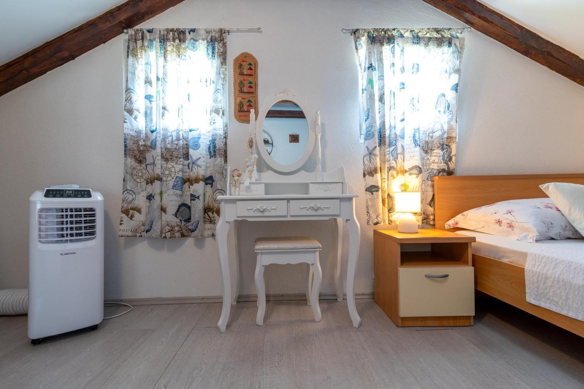 Studio Apartment Dona Трогир Экстерьер фото