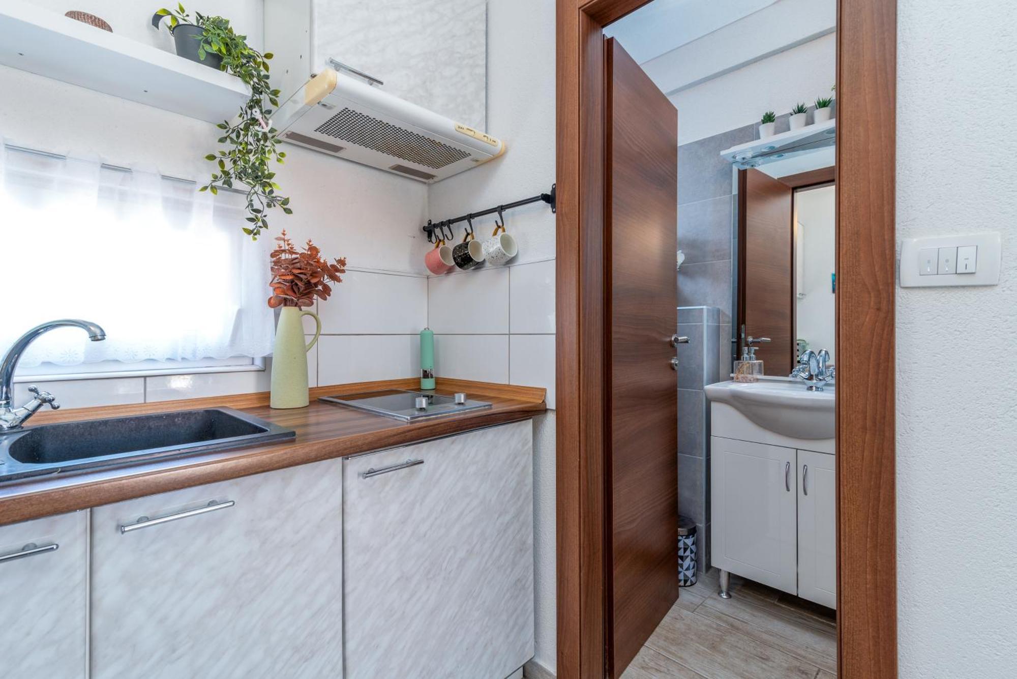 Studio Apartment Dona Трогир Экстерьер фото