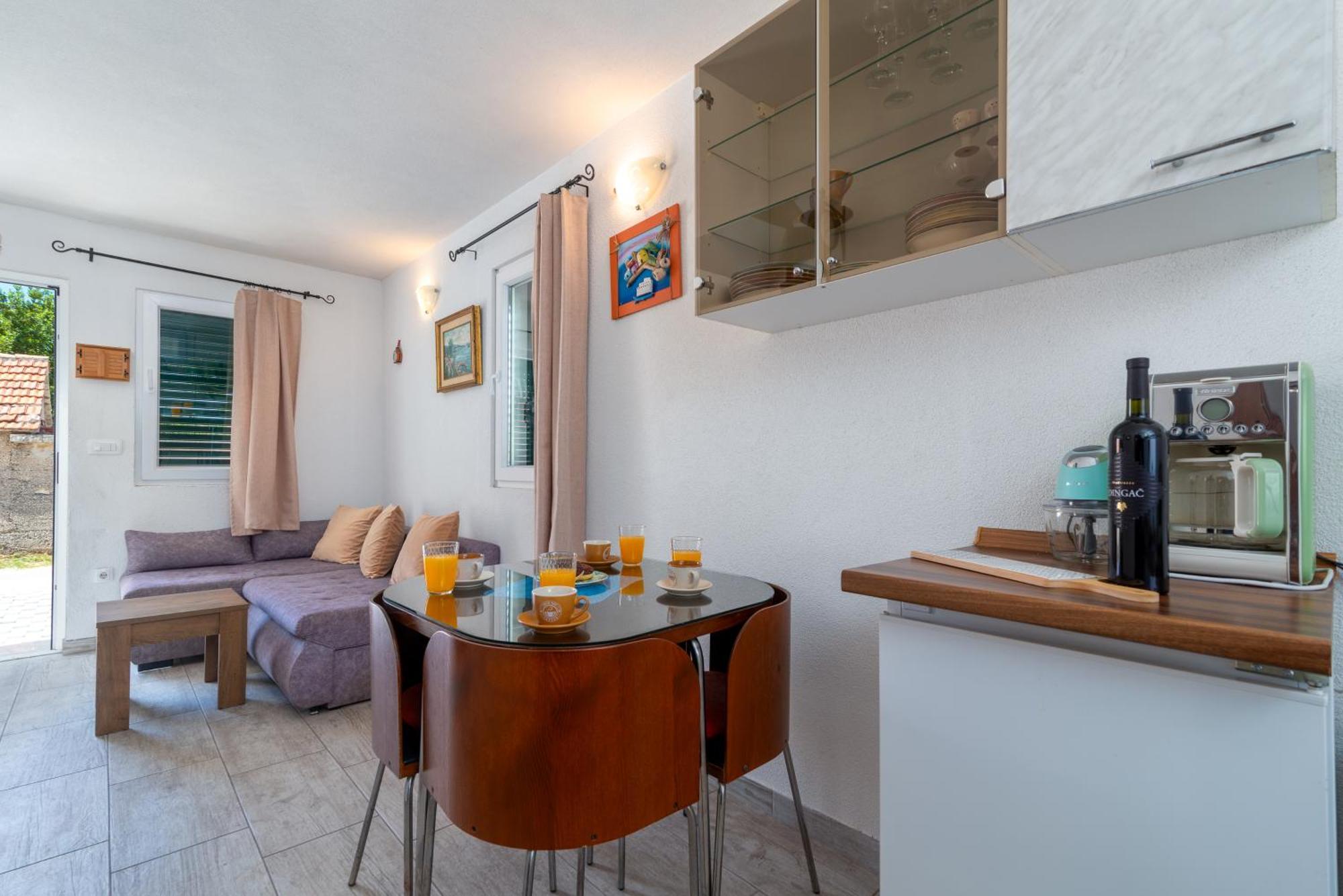 Studio Apartment Dona Трогир Экстерьер фото