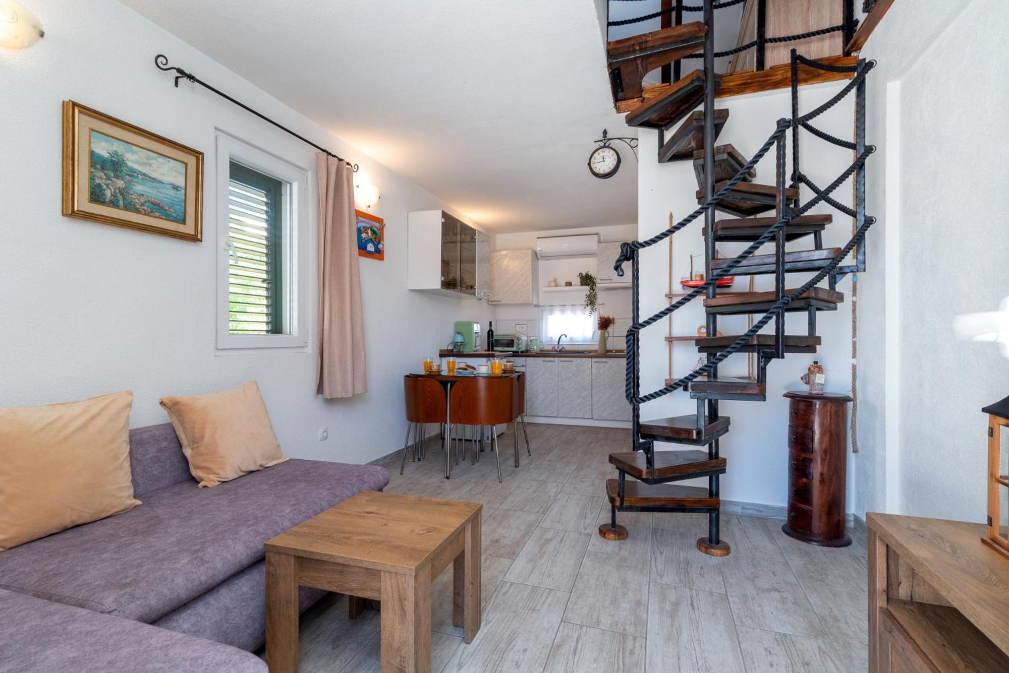 Studio Apartment Dona Трогир Экстерьер фото