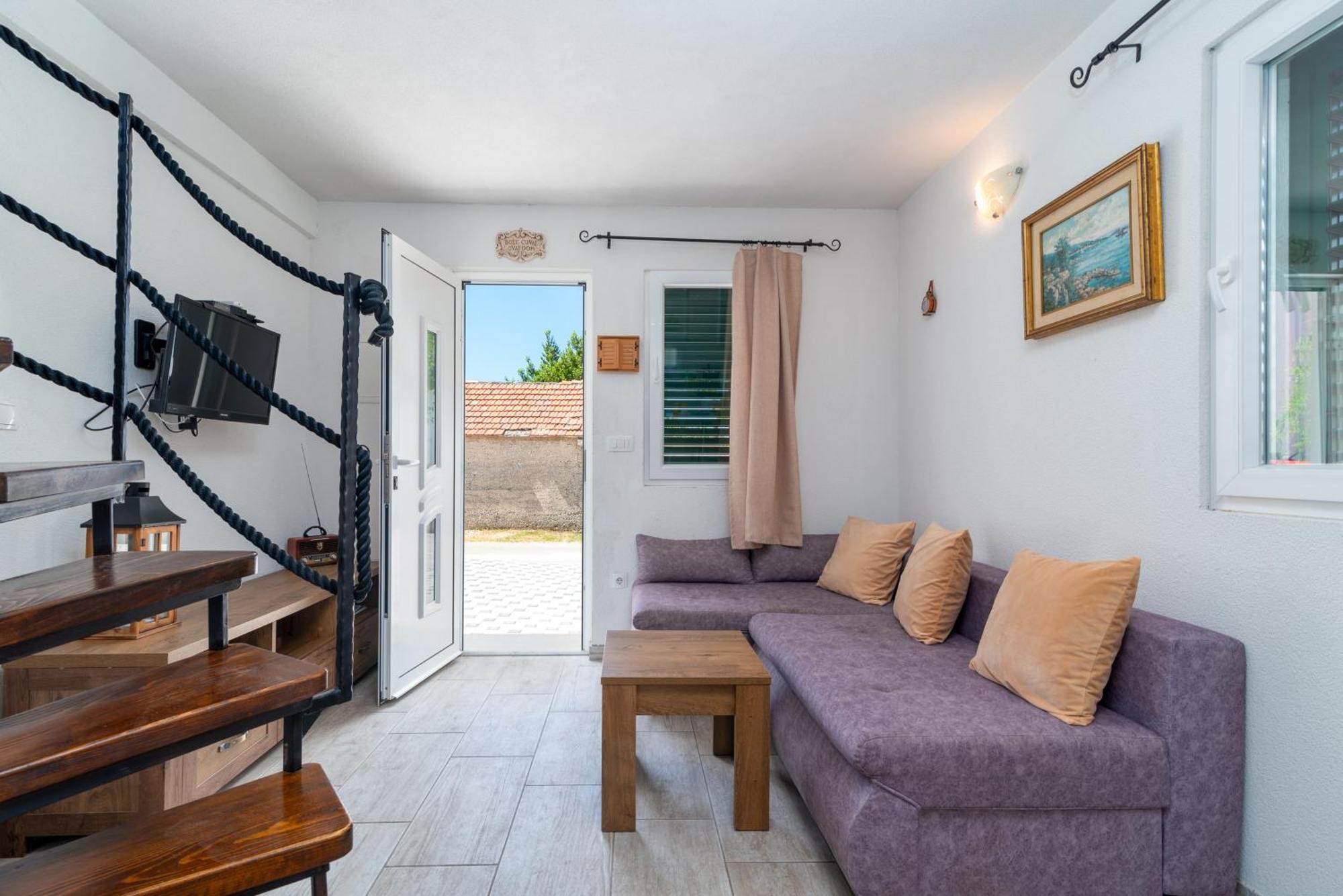 Studio Apartment Dona Трогир Экстерьер фото